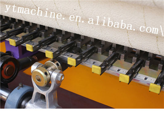 Mesin Quilting Otomatis Lock Stitch Untuk Kantong Tidur Tekstil Garment